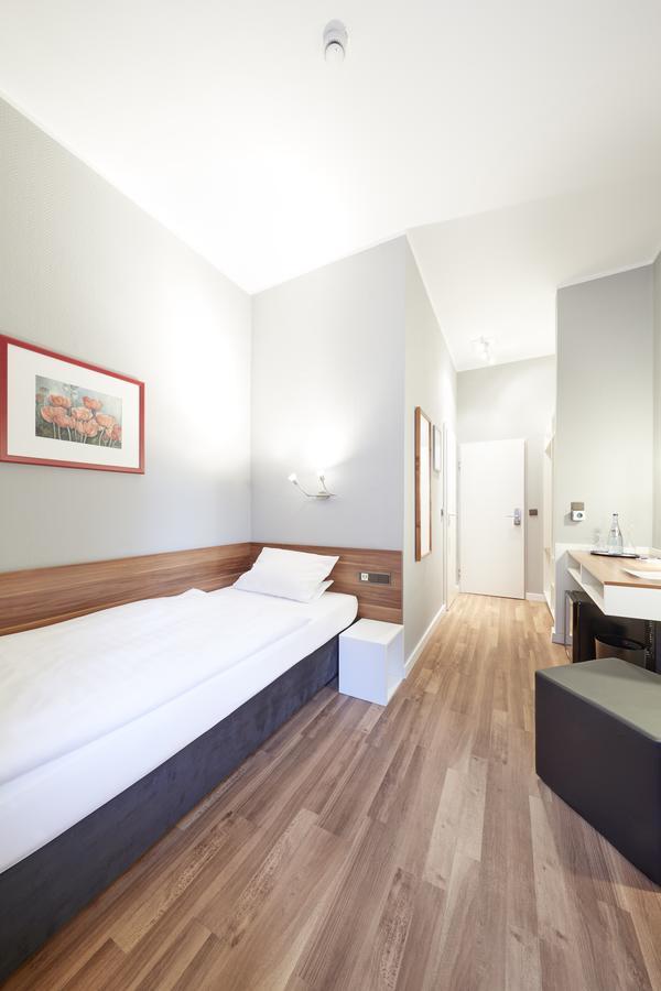 Hotel Bremer Tor Stuhr Esterno foto