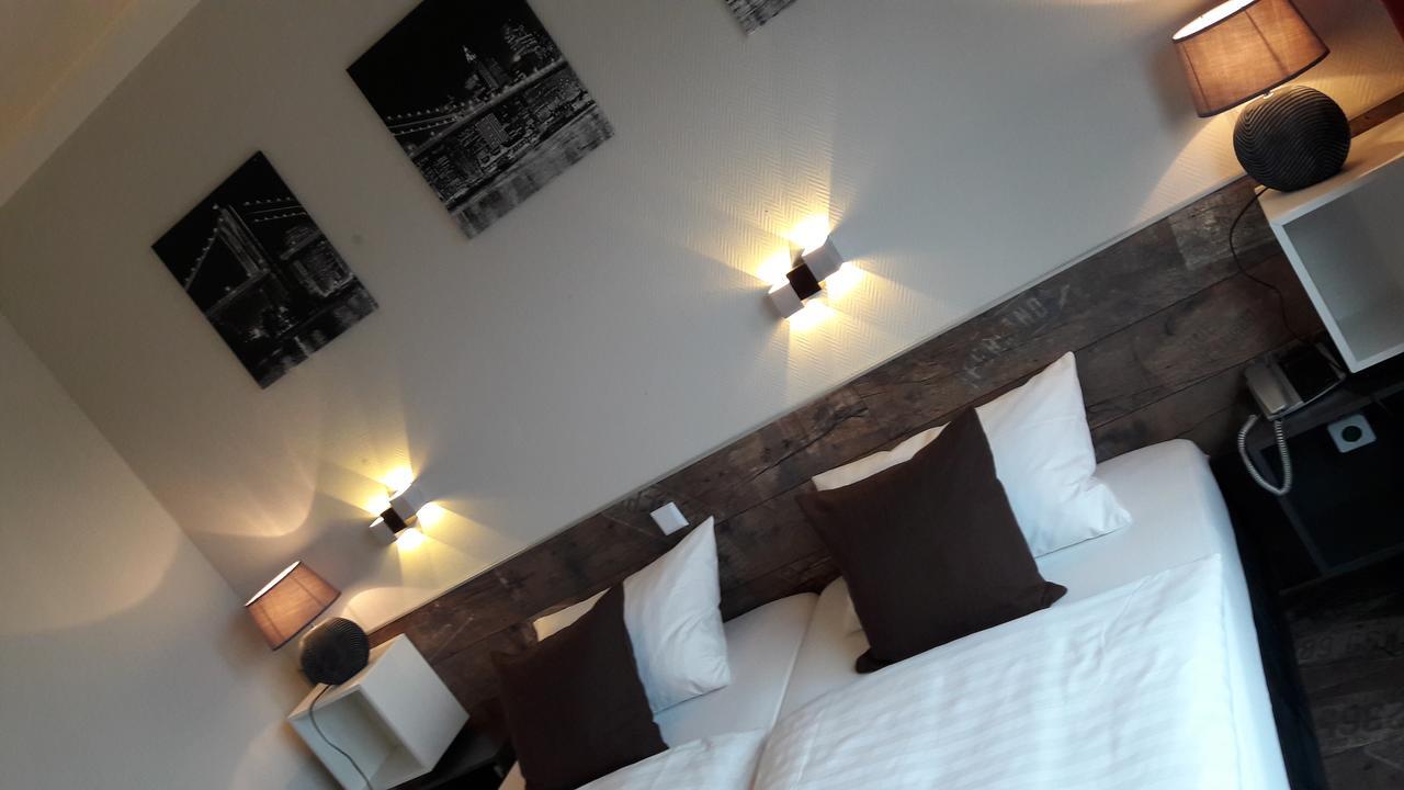 Hotel Bremer Tor Stuhr Esterno foto